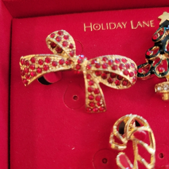 Macy's Holiday Lane Brooch Set ~ NIB ~ Christmas Tree Bow Candy Cane ~ Cute! - Picture 8 of 14